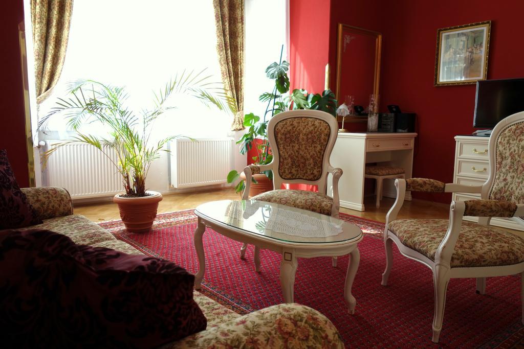 Villa Sonnenstrahl Mariánské Lázně Εξωτερικό φωτογραφία